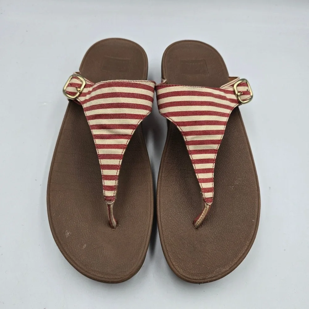 FitFlop Sandals Womens 10 Red White Striped Canvas Buckle Thong EUC Beach Vacay